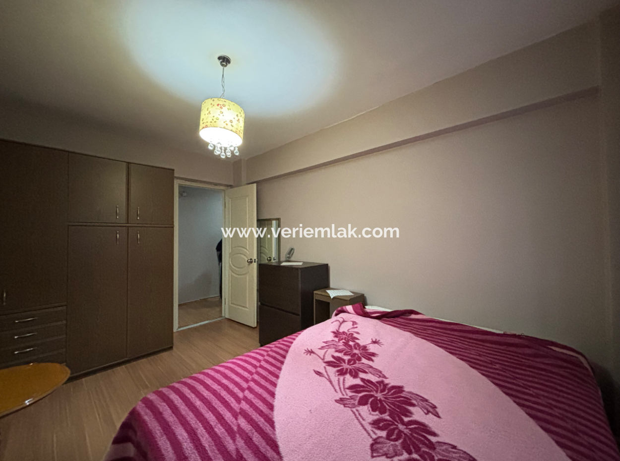 Alsancak Gazi Hospital 3 1 2Nd Floor Combi Boiler Empty Flat For Sale