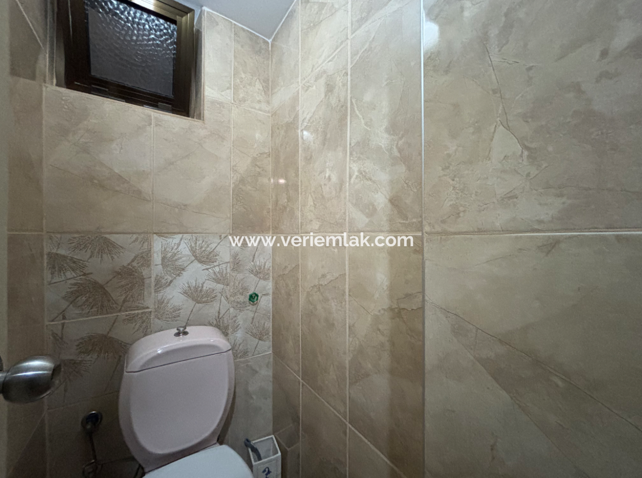 Alsancak Gazi Hospital 3 1 2Nd Floor Combi Boiler Empty Flat For Sale