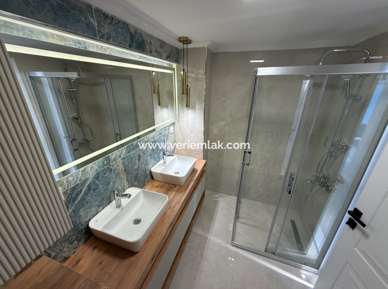 Fully Renovated Mezzanine Floor Opposite Hatay Military Hospital