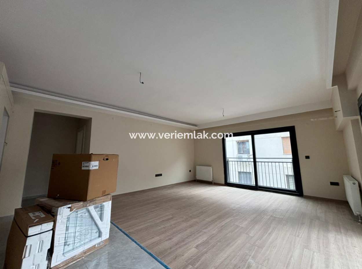 Alssancak Dünya Göz Yakini 3 1 Flat For Rent In New Building With Parking Lot