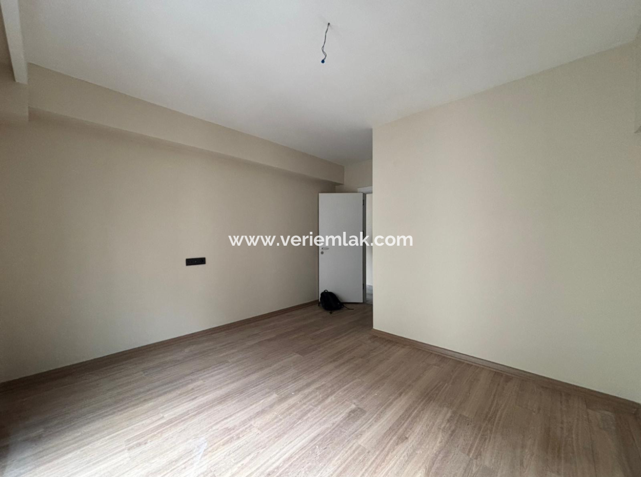 Alssancak Dünya Göz Yakini 3 1 Flat For Rent In New Building With Parking Lot