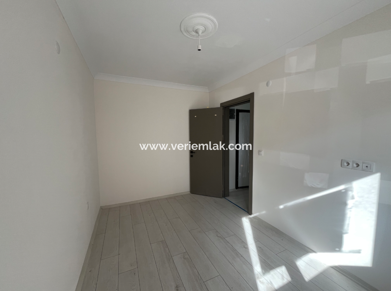 Zero 1 1 Flat For Sale In The City Center In Seferihisar Hıdırlık
