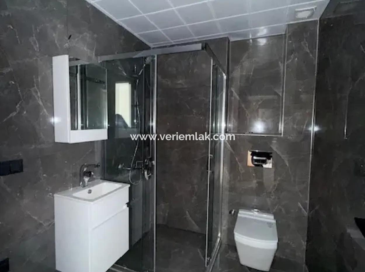 Brand New 1 1 Flat For Sale With Modern Design In Seferihisar Çolakibrahim