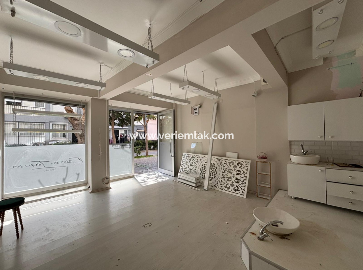 26M2 Automatic Shutter Shop For Rent In Alsancak Kahramanlar