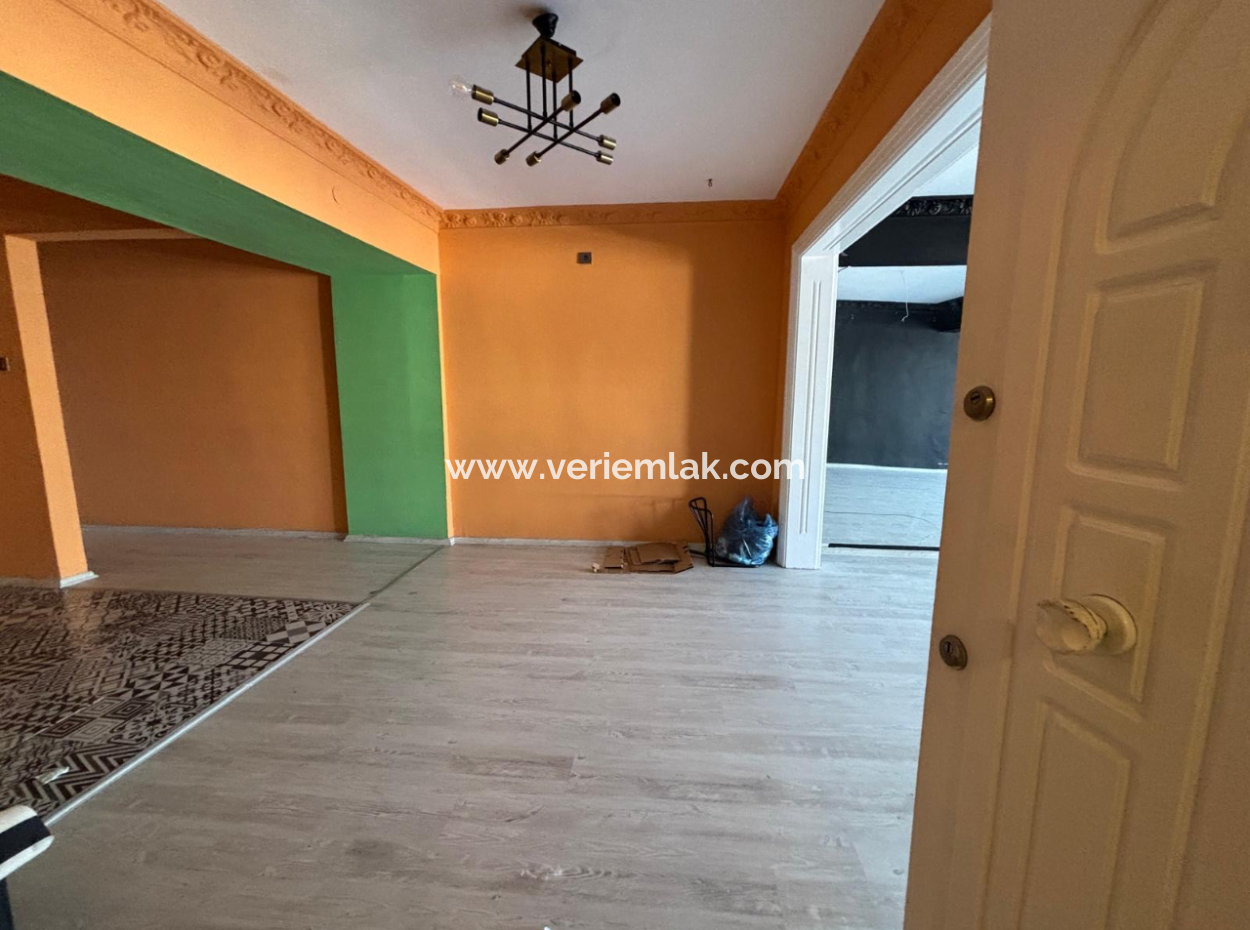 2 1 Office/Office On Alsancak Kibris Şehitleri Street