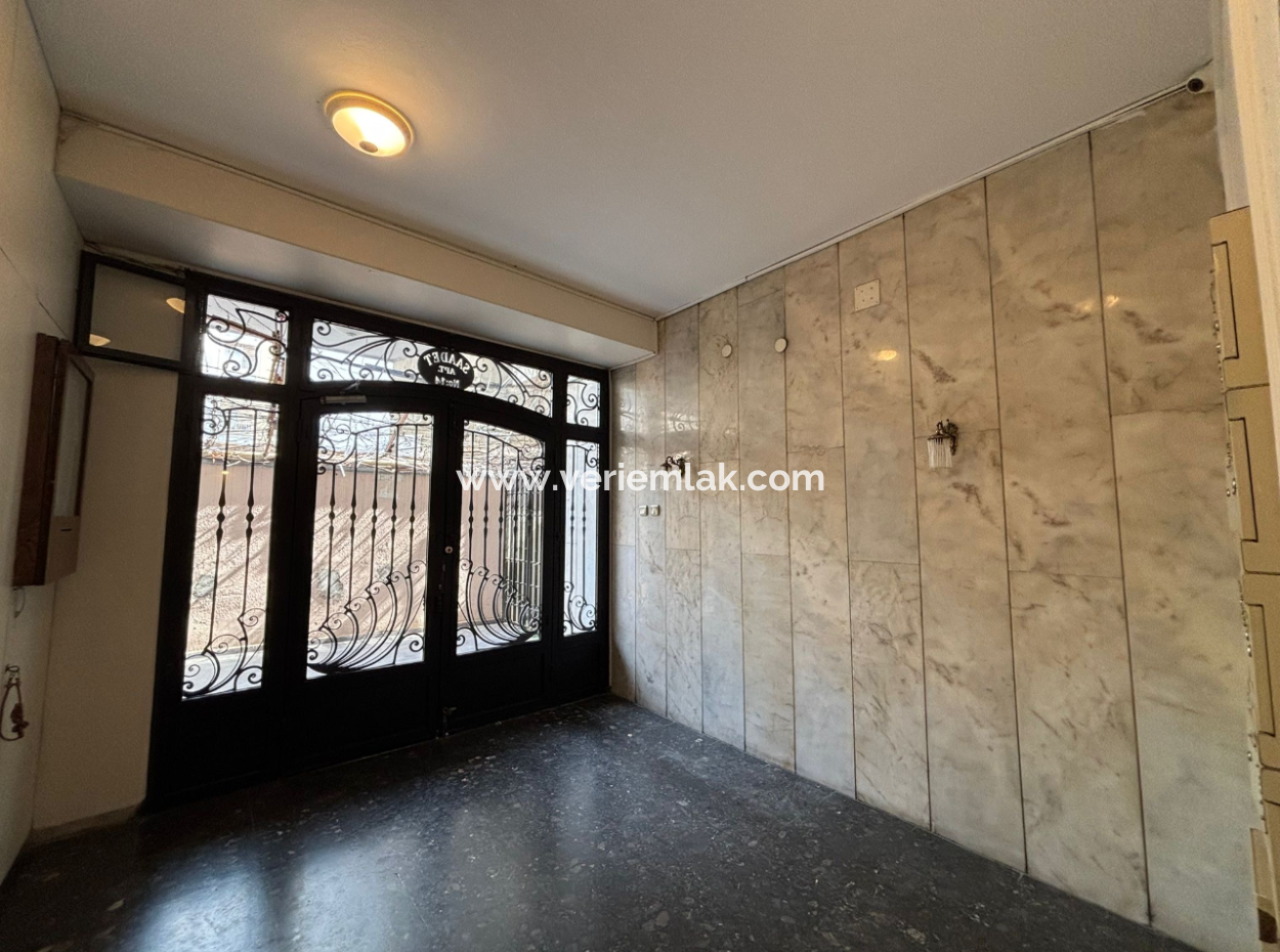 Alsancak Dr.mustafa Enver Cd. 7Th Floor 3 1 Well-Kept Flat For Rent