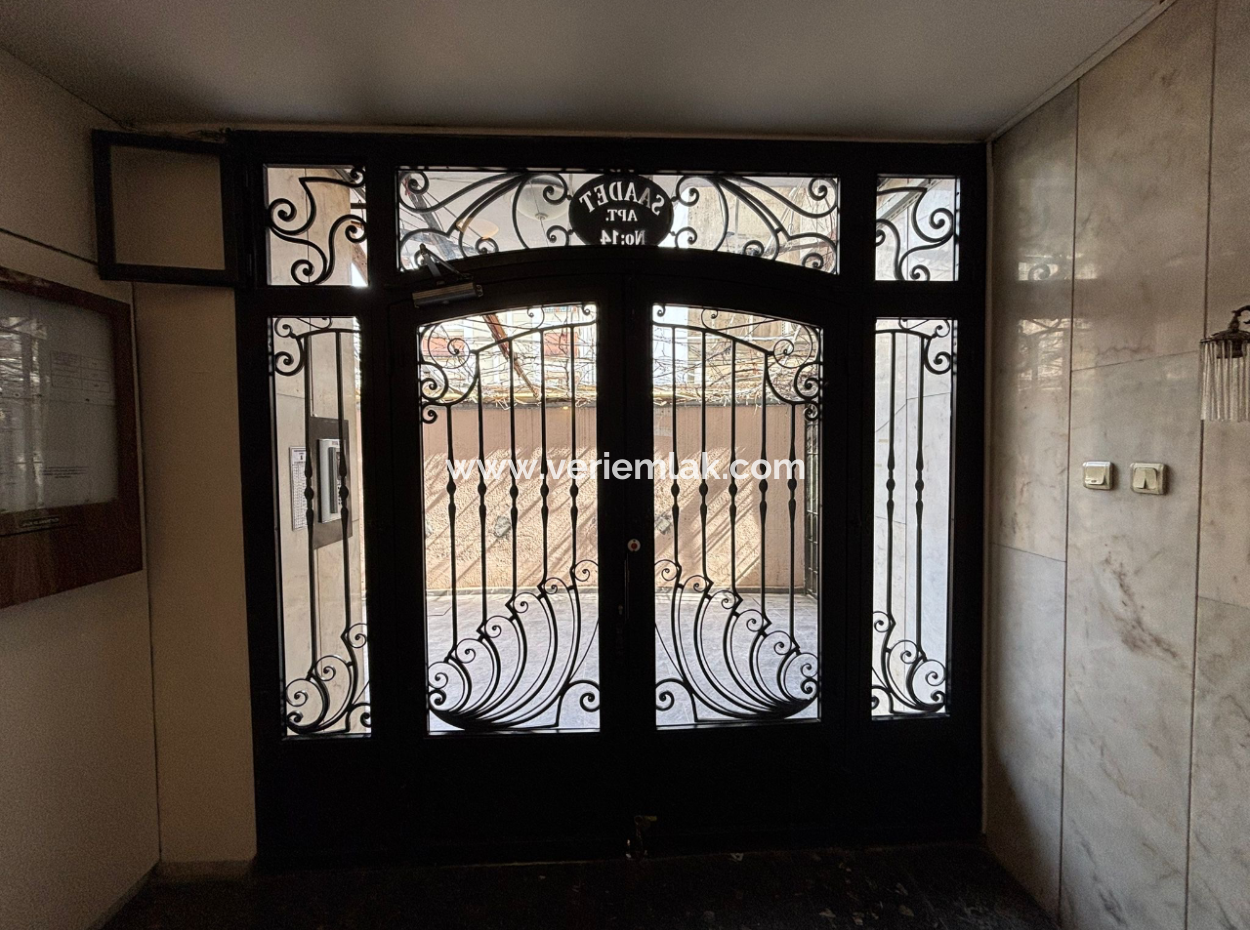 Alsancak Dr.mustafa Enver Cd. 7Th Floor 3 1 Well-Kept Flat For Rent