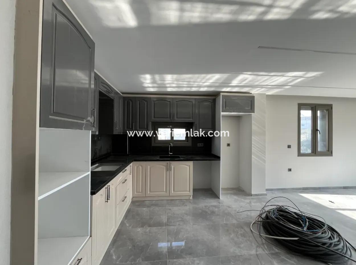 Ultra Luxury Detached Villa In A Beach Site In Akarca