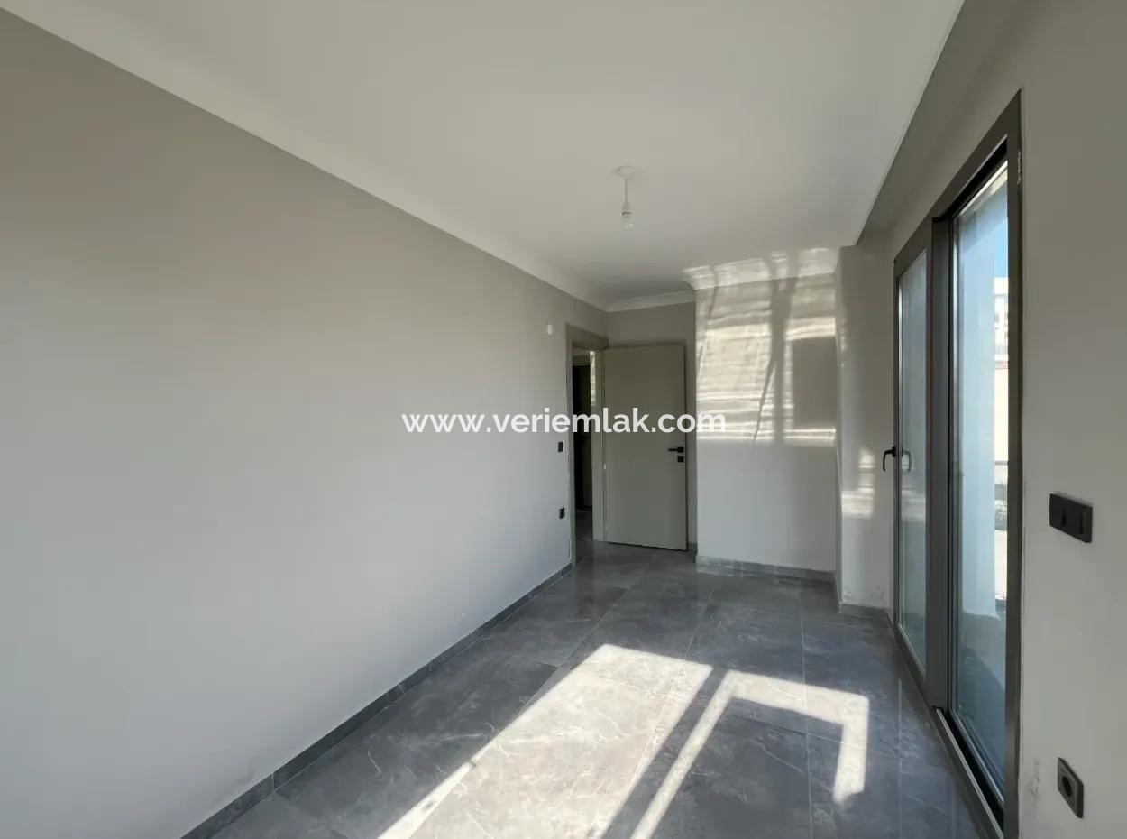 Ultra Luxury Detached Villa In A Beach Site In Akarca