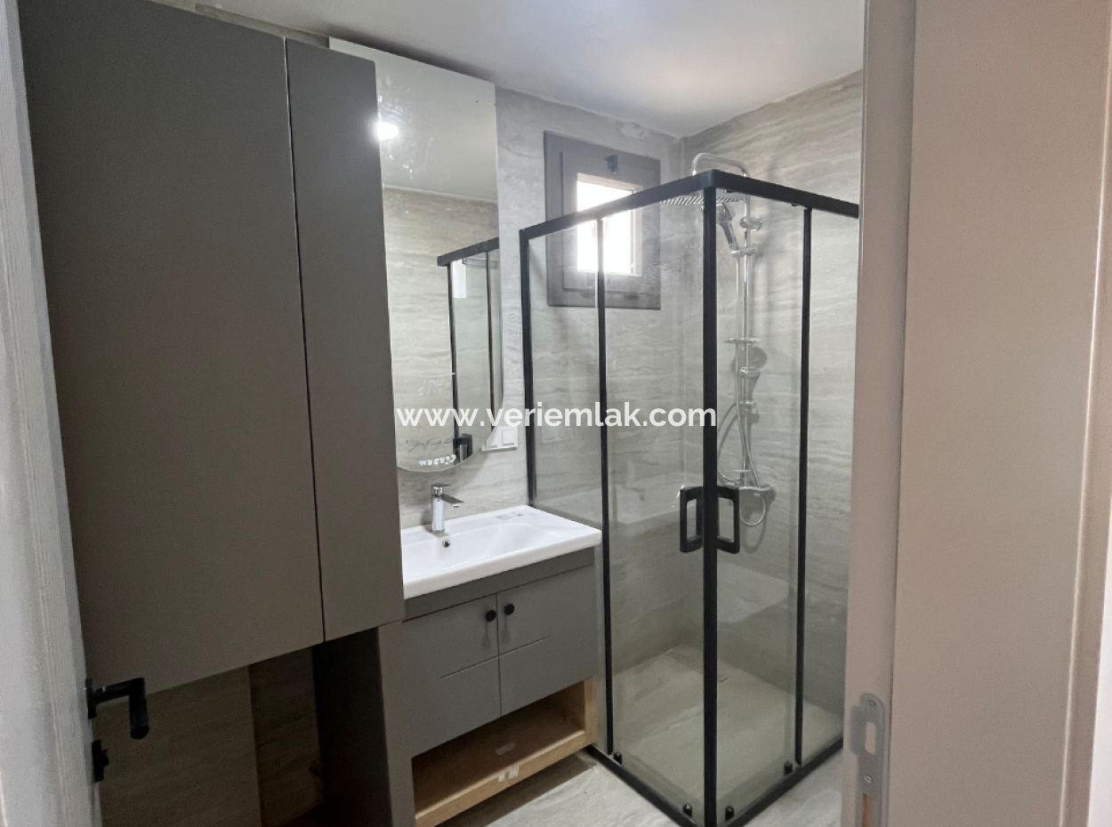 Brand New 1 1 Flat With Garden Use In Seferihisar Çolakibrahimbey Neighborhood