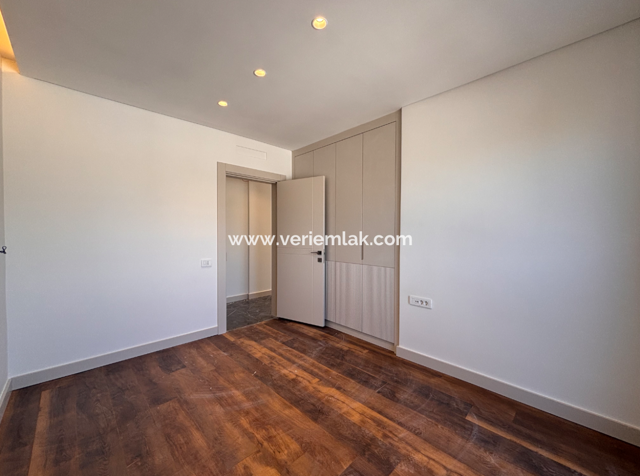 3 1 Villas For Sale In Seferihisar Tepecik Mah Boutique Site