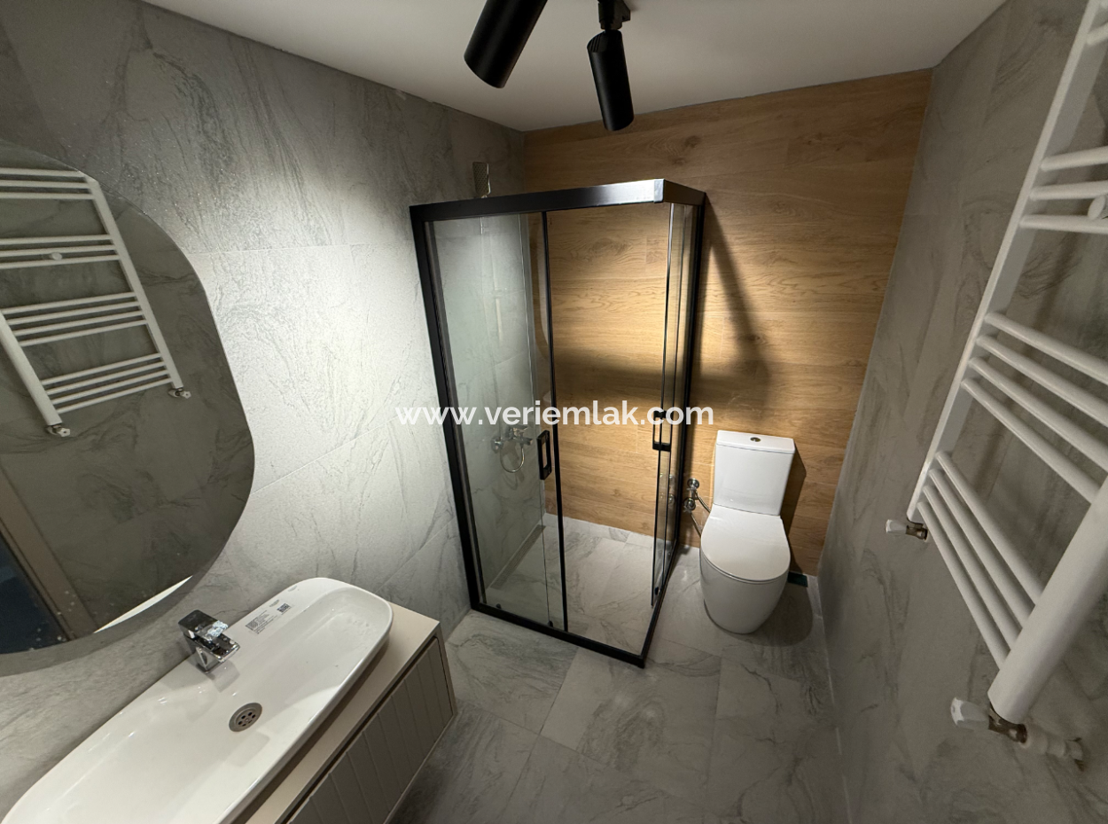 Full Renovation With En-Suite Bathroom Garden Near American College