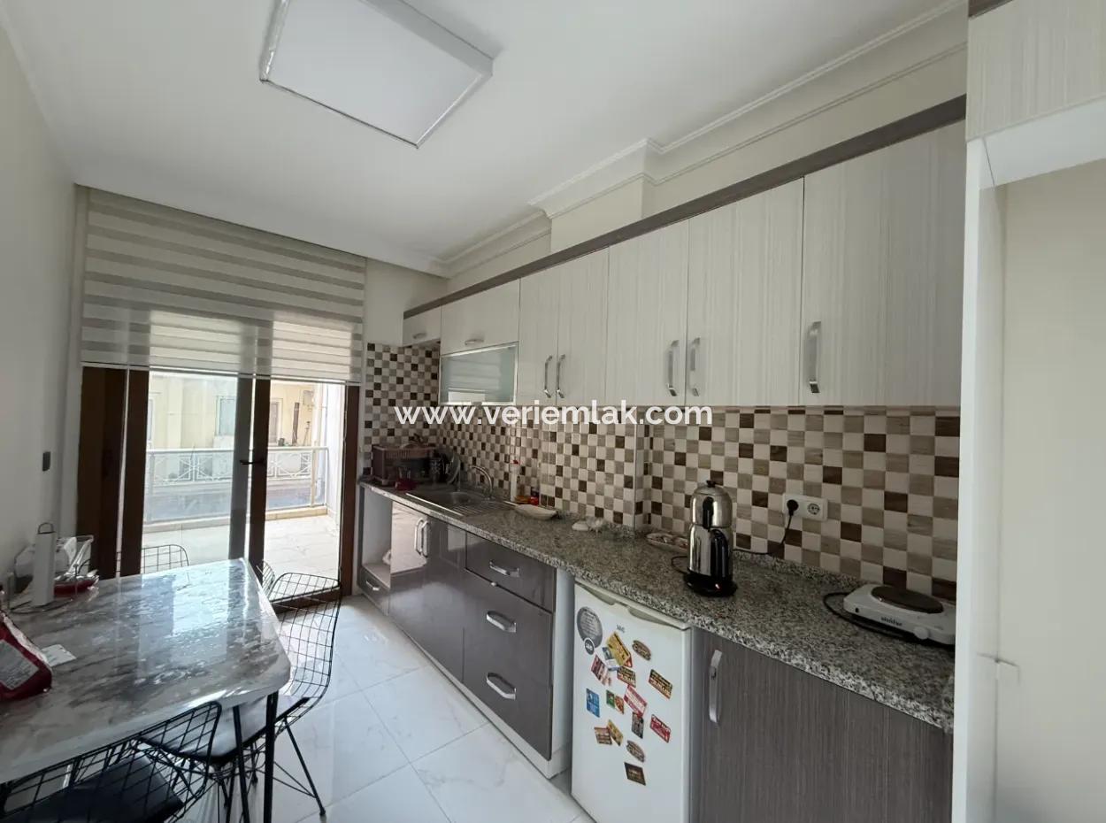 2 1 Flats For Sale In A Centrally Located, Young Building In Seferihisar Pazaryeri