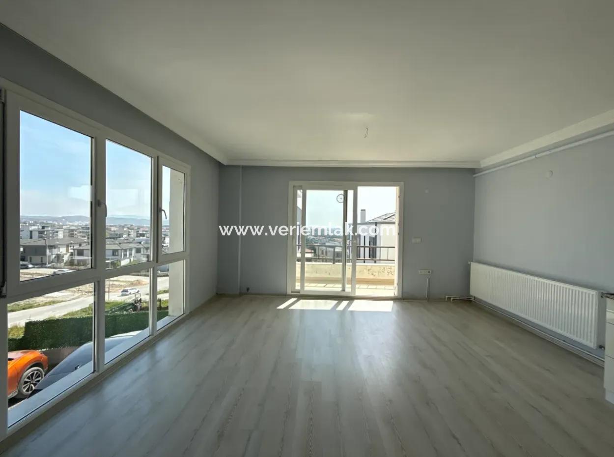 70 M² Spacious 1 1 Apartment For Sale In Çolakibrahimbey From Veri!