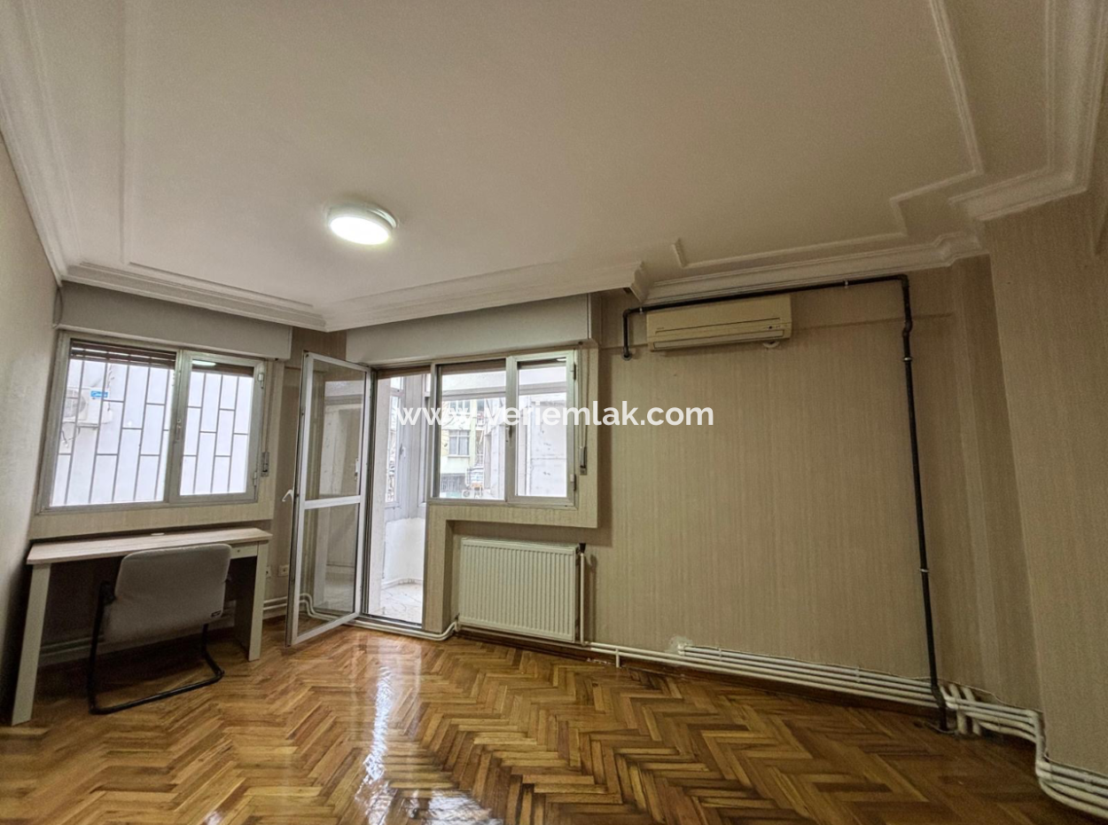 Alsancak Otoparkli Cyprus Martyrs Near Duplex 3 1 Workplace