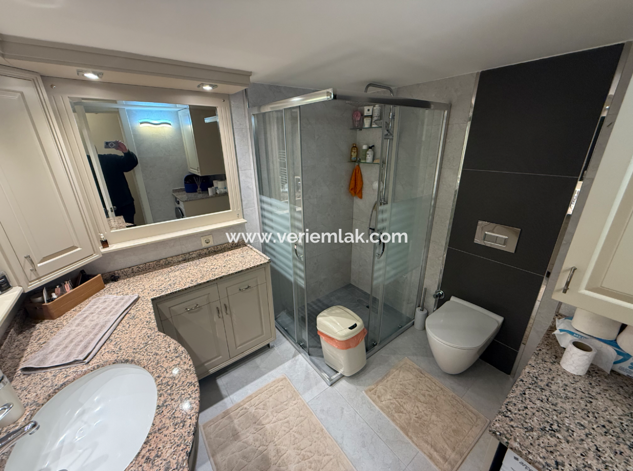 Fireplace Mezzanine Flat With Parking Lot Close To The Street In Küçükyali