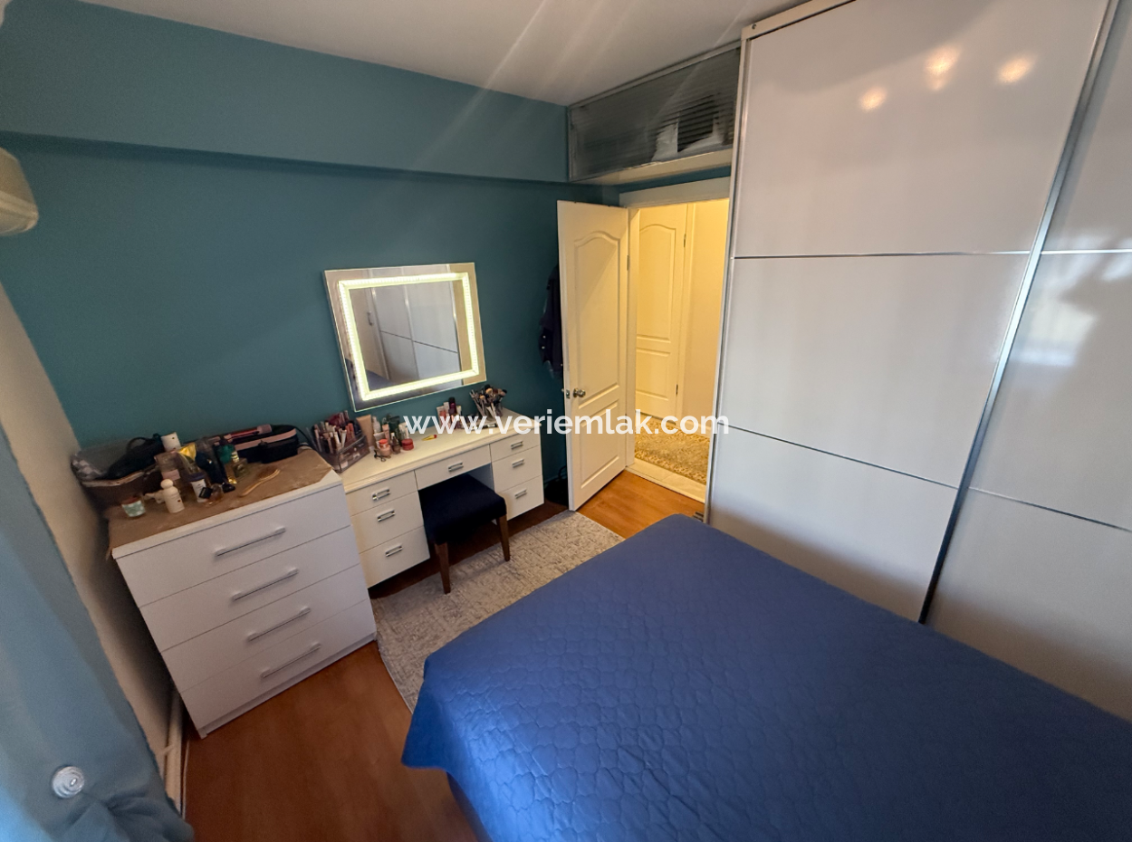 Fireplace Mezzanine Flat With Parking Lot Close To The Street In Küçükyali