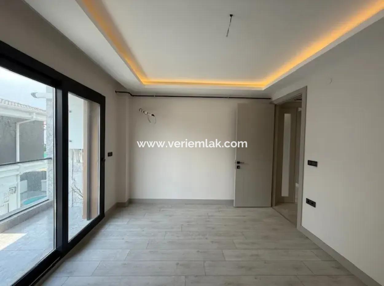 Ultra Luxury 2 1 Apartment For Sale In Seferihisar Camikebir Neighborhood