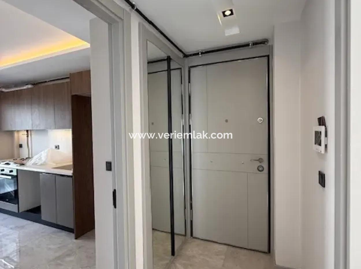 Ultra Luxury 2 1 Apartment For Sale In Seferihisar Camikebir Neighborhood