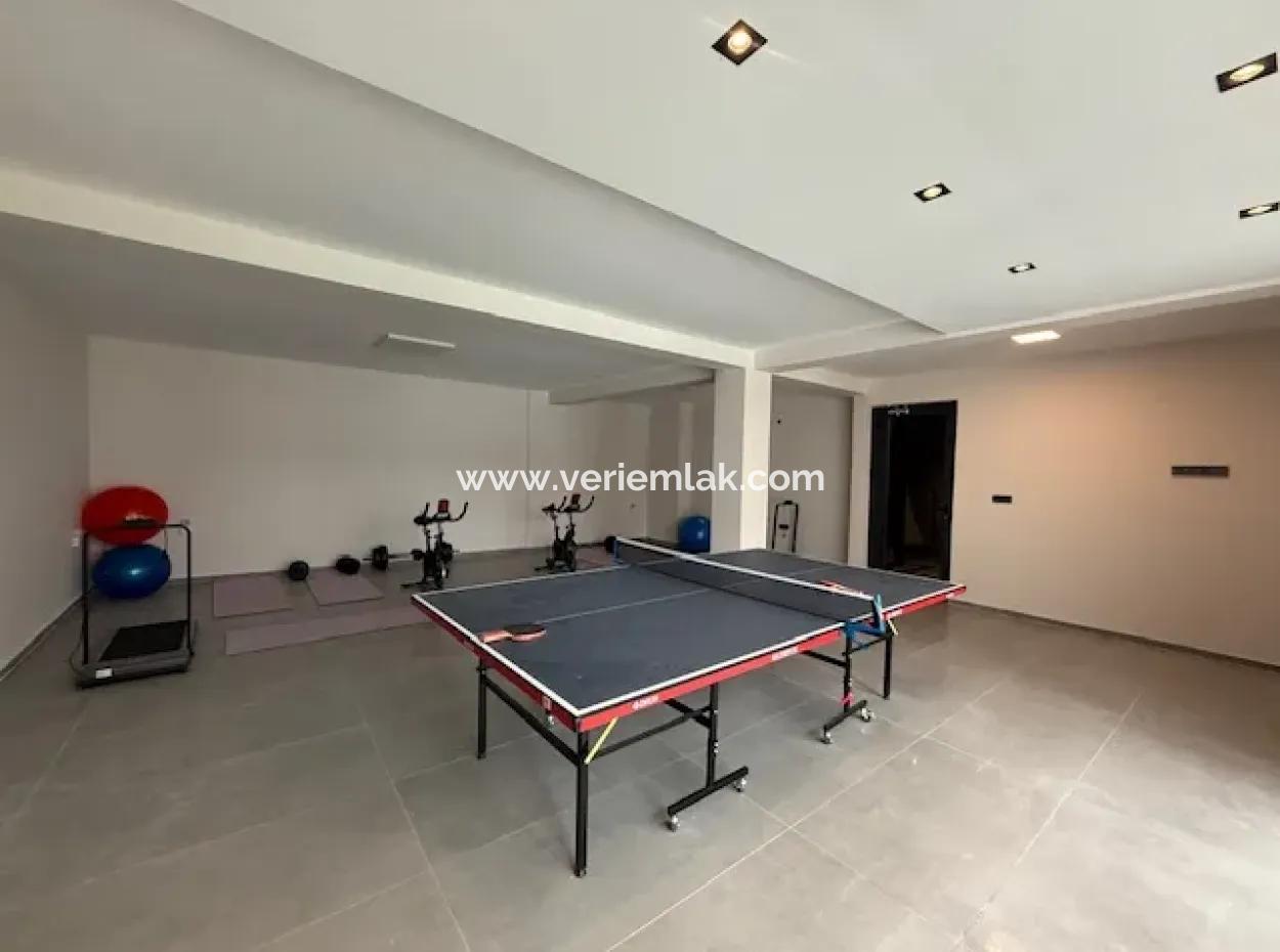 Ultra Luxury 2 1 Apartment For Sale In Seferihisar Camikebir Neighborhood