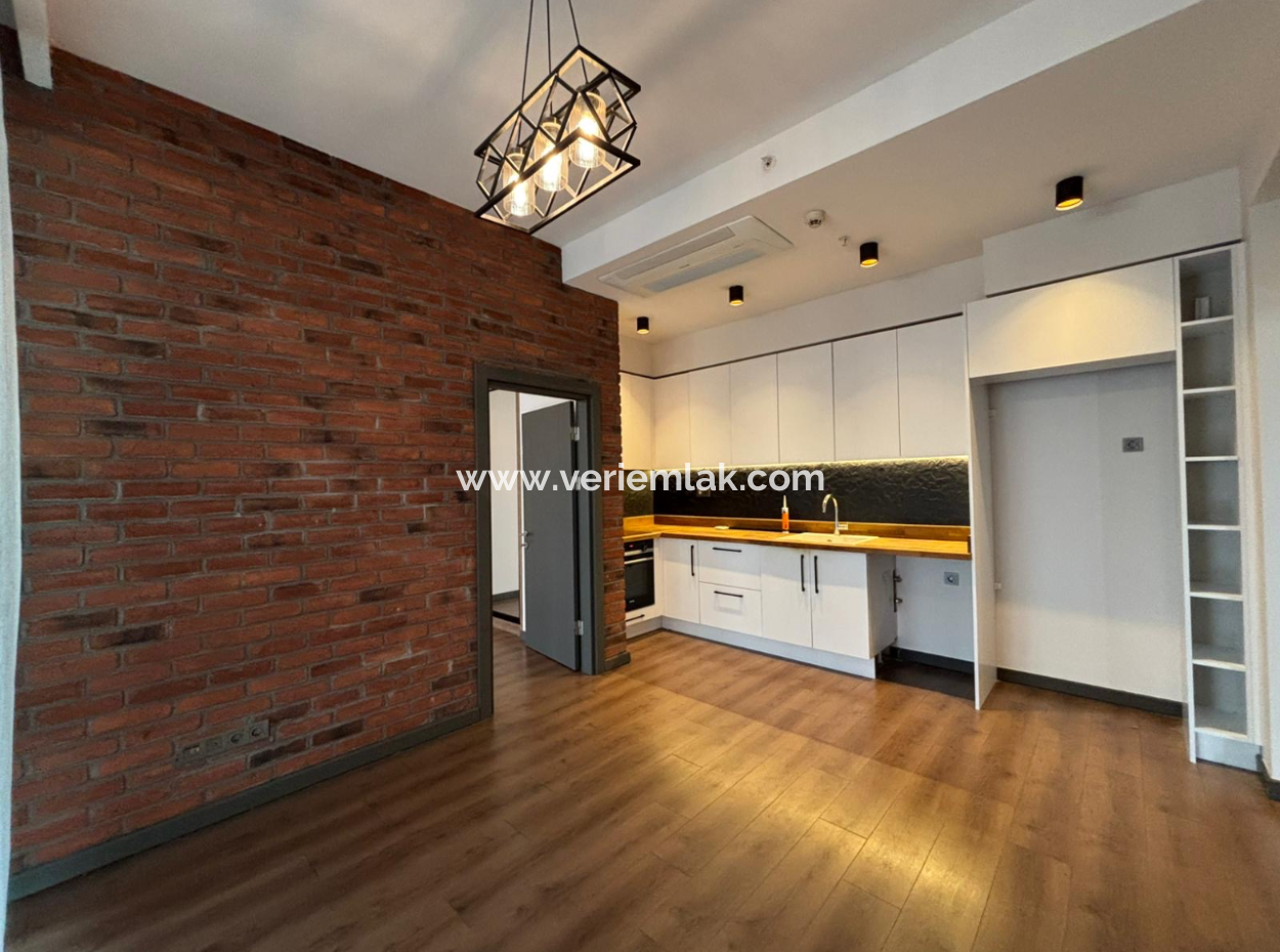 Near Bornova Yaşar University 80M2 2 1 Luxury Rental Apartment With Winter Garden!