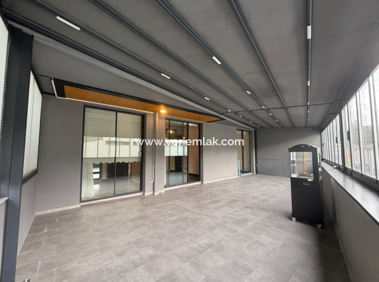 Near Bornova Yaşar University 80M2 2 1 Luxury Rental Apartment With Winter Garden!