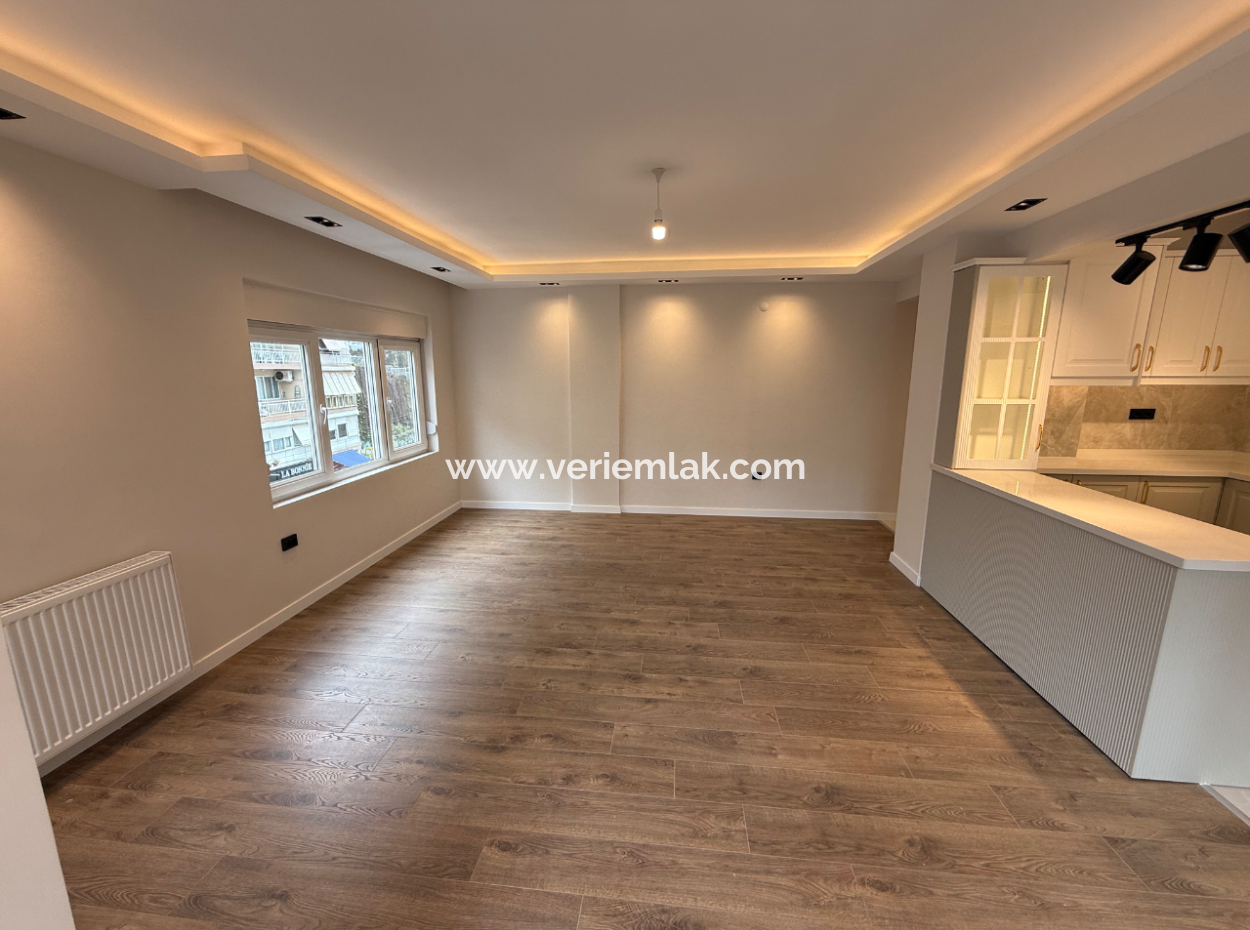 Fully Renovated Mezzanine Corner In Göztepe Susuz Dede