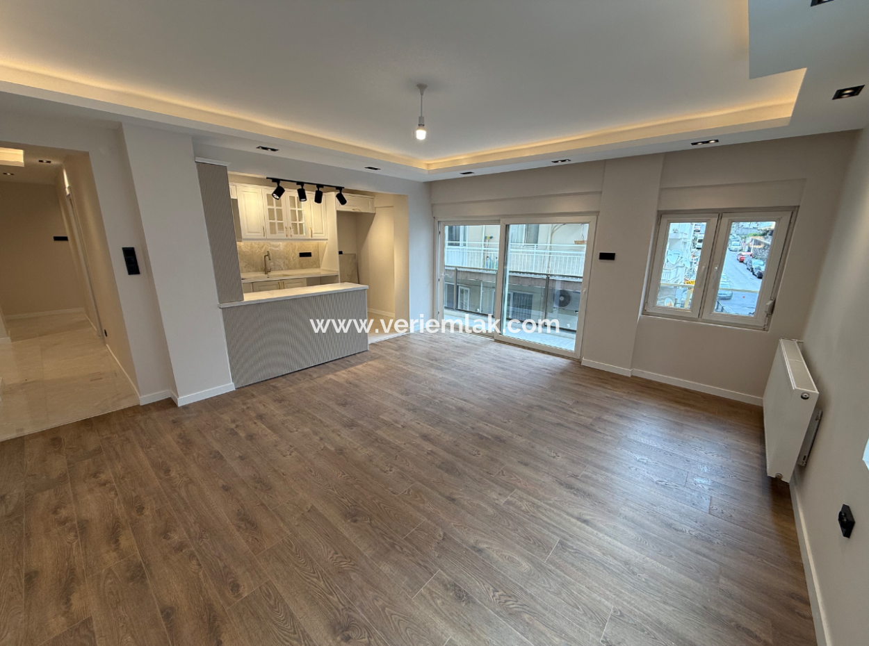 Fully Renovated Mezzanine Corner In Göztepe Susuz Dede