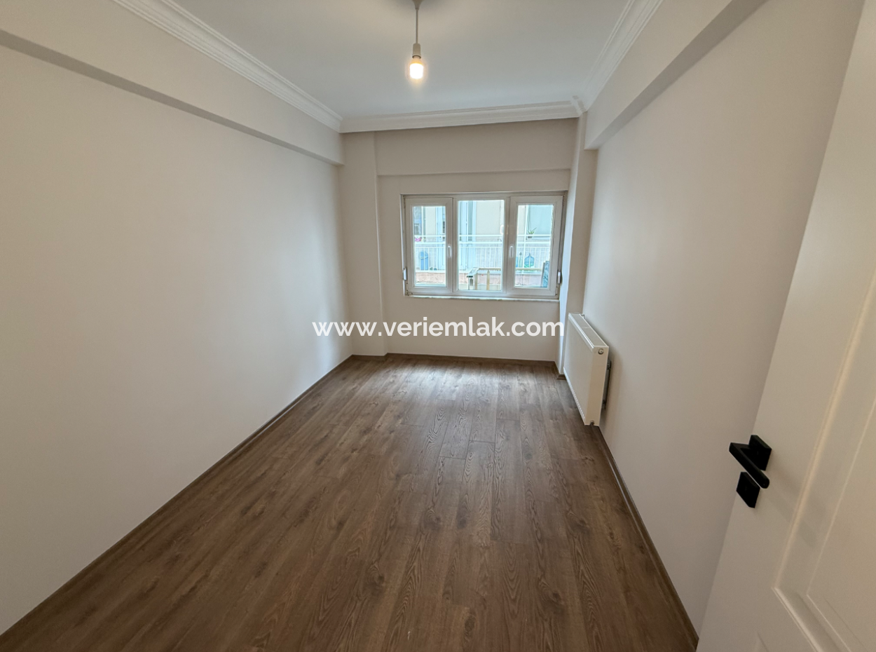 Fully Renovated Mezzanine Corner In Göztepe Susuz Dede