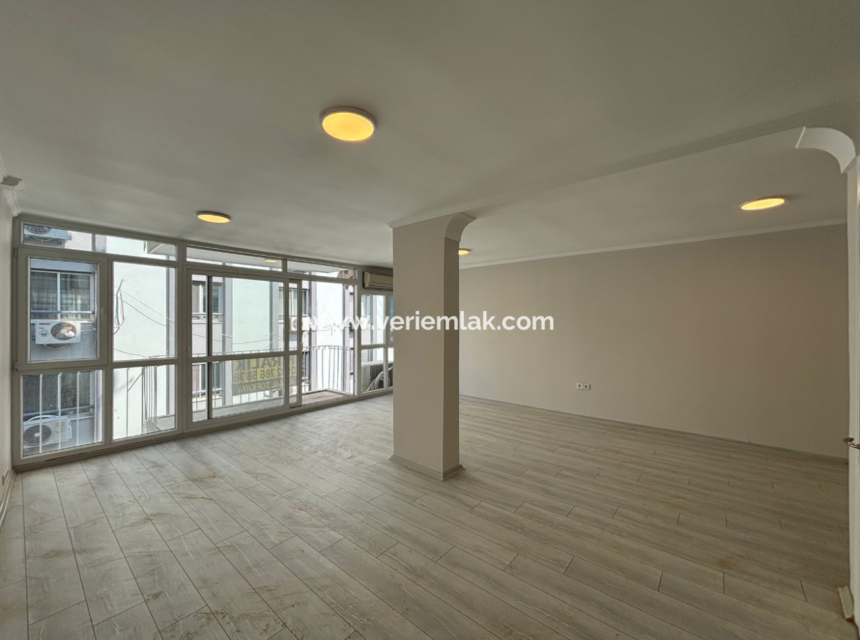1 1 4Th Floor Free Flat For Sale On Alsancak Talatpaşa Boulevard!