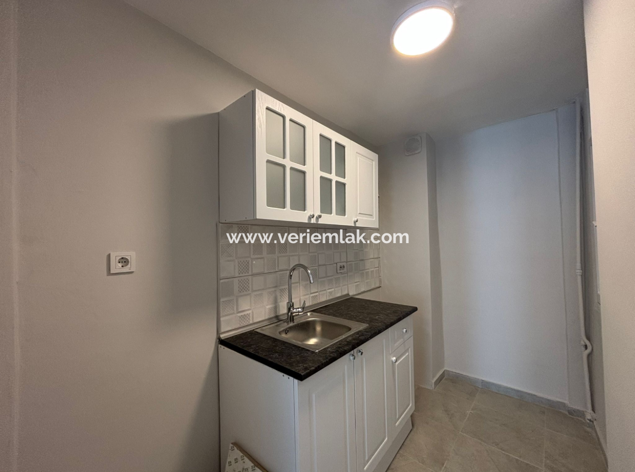1 1 4Th Floor Free Flat For Sale On Alsancak Talatpaşa Boulevard!