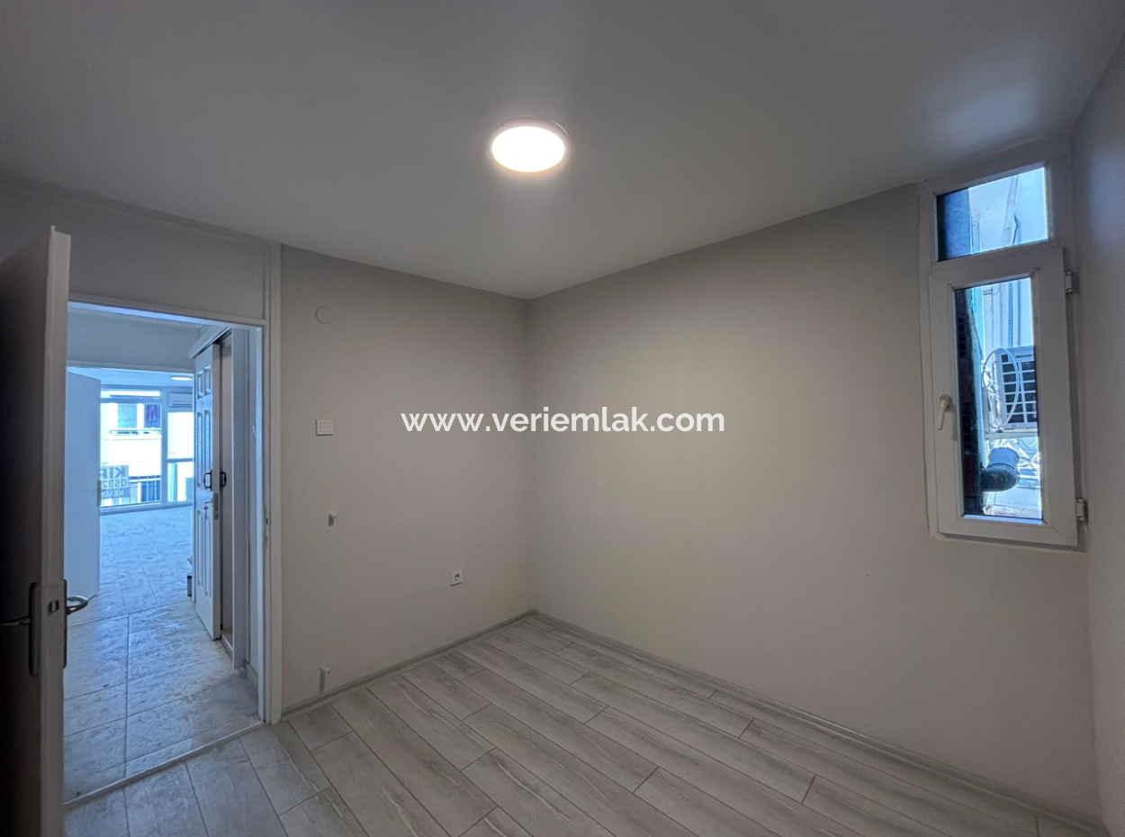 1 1 4Th Floor Free Flat For Sale On Alsancak Talatpaşa Boulevard!