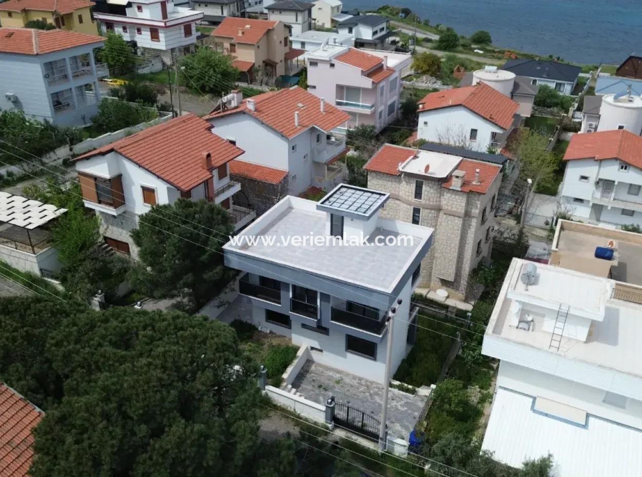 Brand New Villa In Akarca, 100 Meters From The Sea