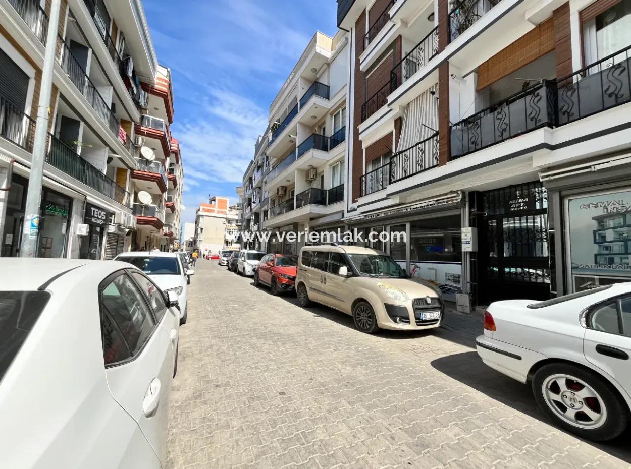 Shop For Rent In A Central Location In Seferihisar Hidirlik