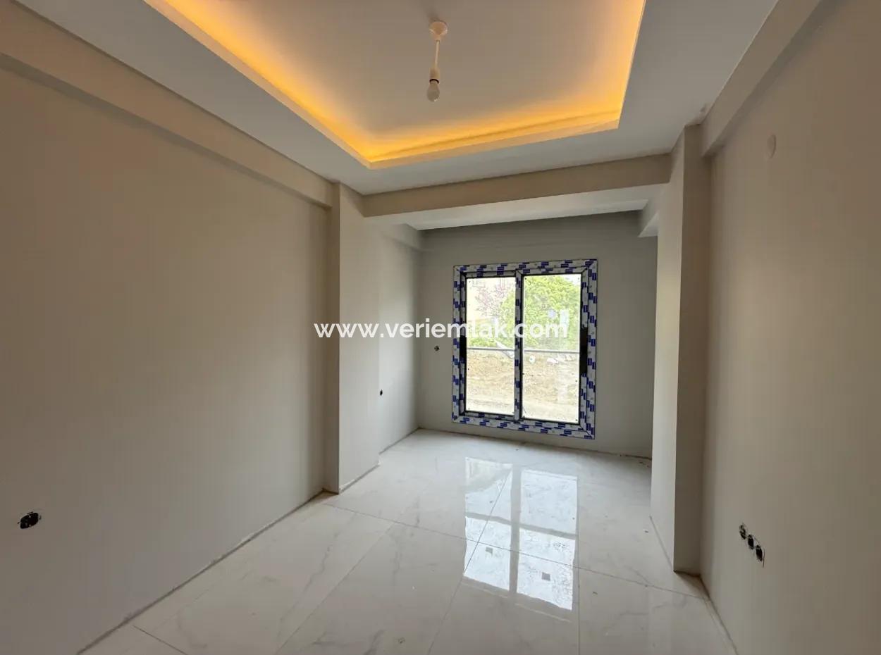 Luxury New Apartment With Kitchen In 1 1 Island Near Hospital From Veri!