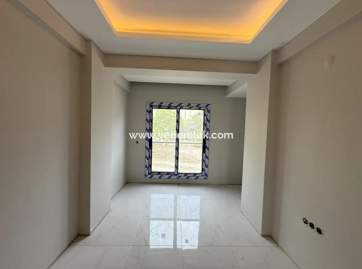 Luxury New Apartment With Kitchen In 1 1 Island Near Hospital From Veri!