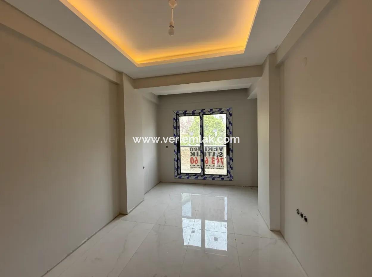 Luxury New Apartment With Kitchen In 1 1 Island Near Hospital From Veri!