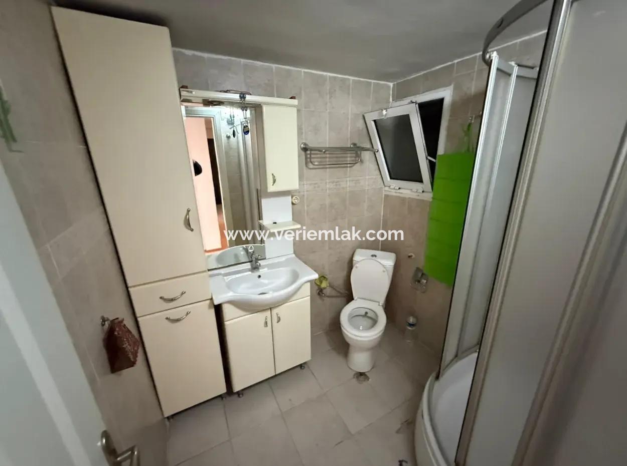 3 1 Flat For Rent On Mithatpaşa Şht Nihat Bey Street