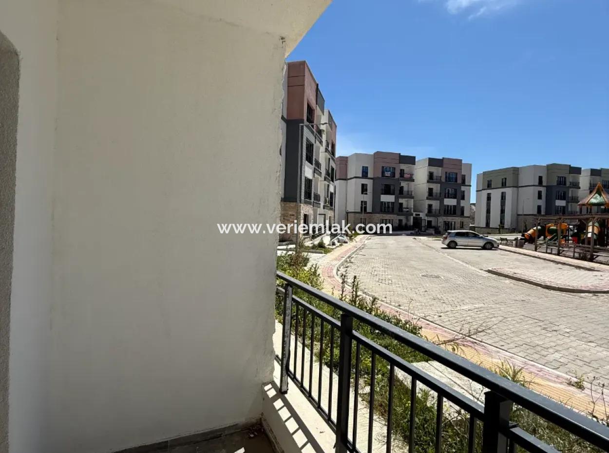 New 2 1 Flats For Sale In Seferihisar Toki