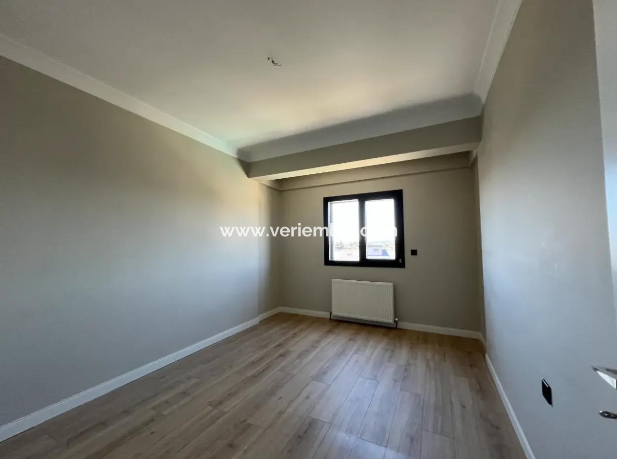 Spacious 3 1 Flat For Rent On Seferihisar Kuşadasi Road