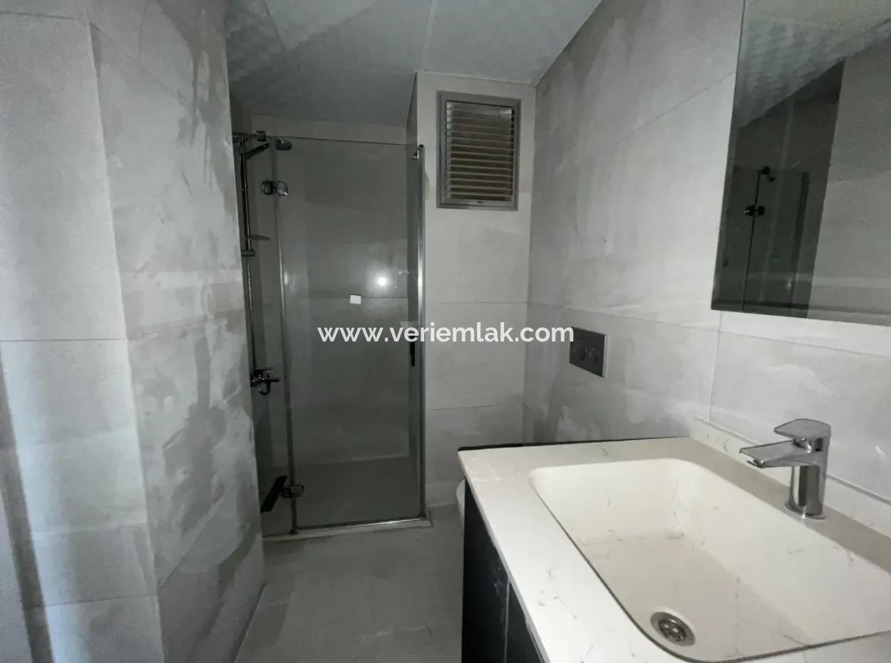 Spacious 3 1 Flat For Rent Near The Center In Seferihsar