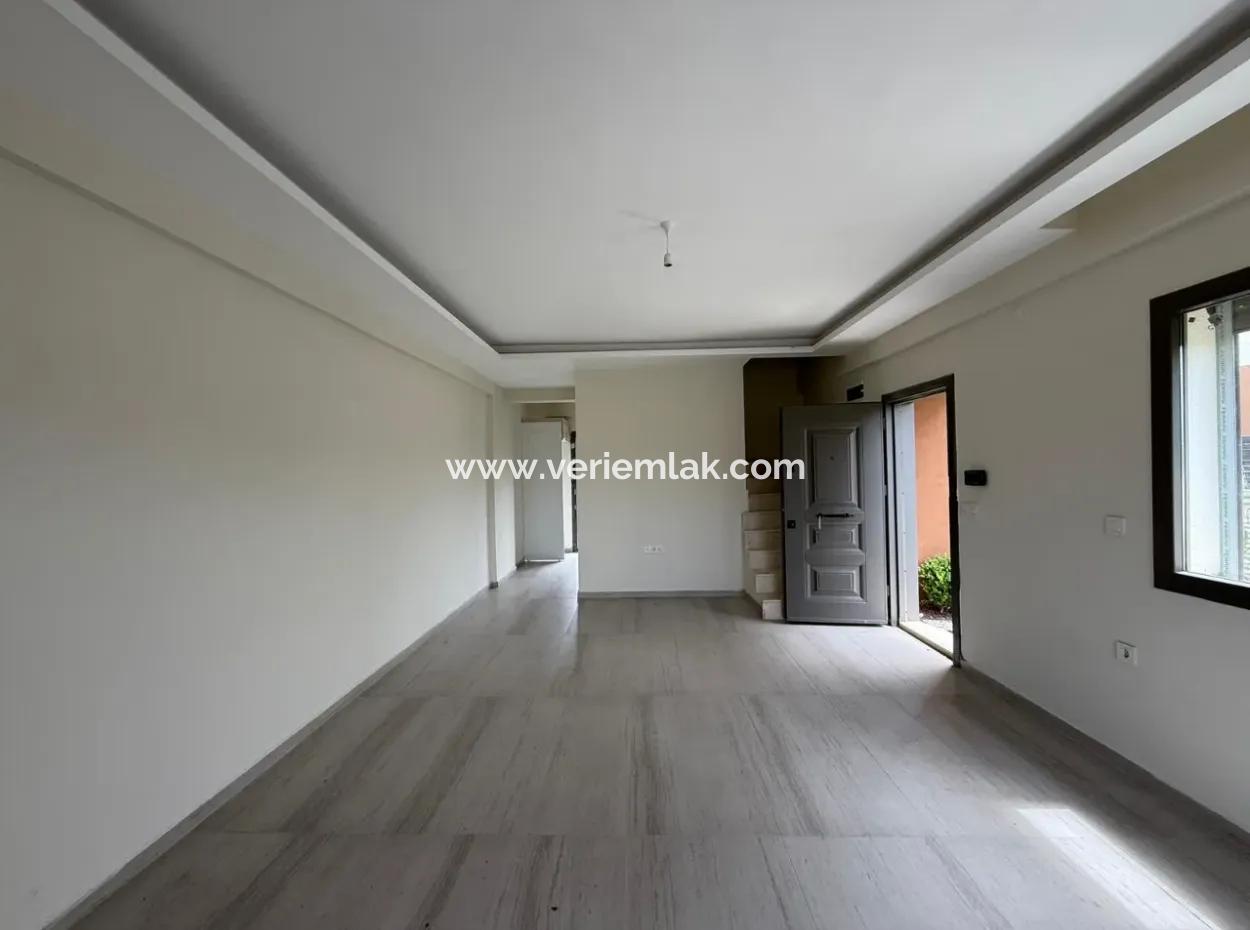 New Villa For Rent With Garden, Veranda In Seferihisar Tepecik