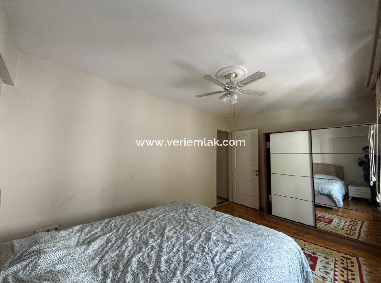 3Rd Floor 130M2 Furnished Flat For Rent In Alsancak Poet Eşreft