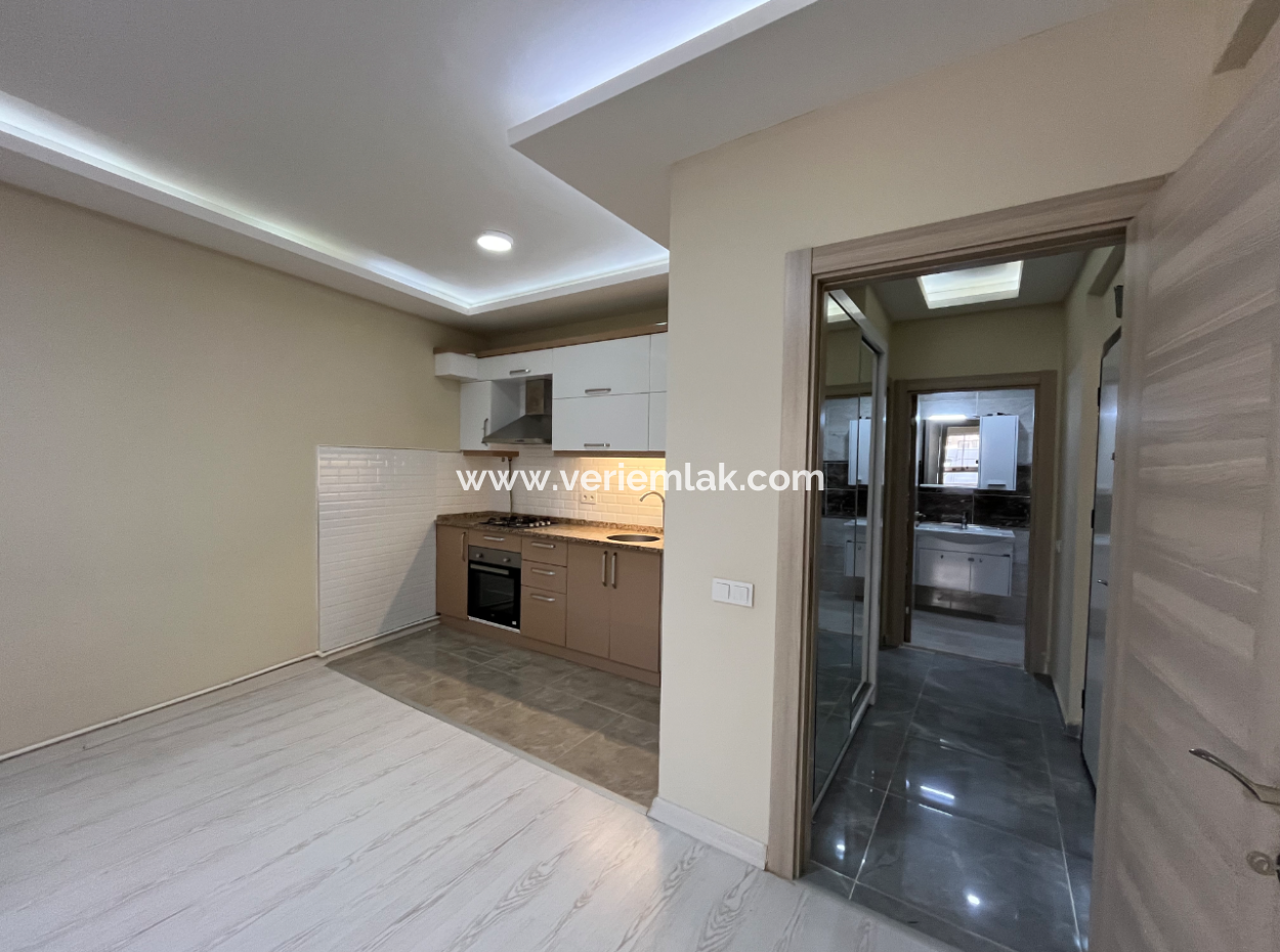 1 1 Flat For Sale Near Seferihisar Courthouse At No Cost