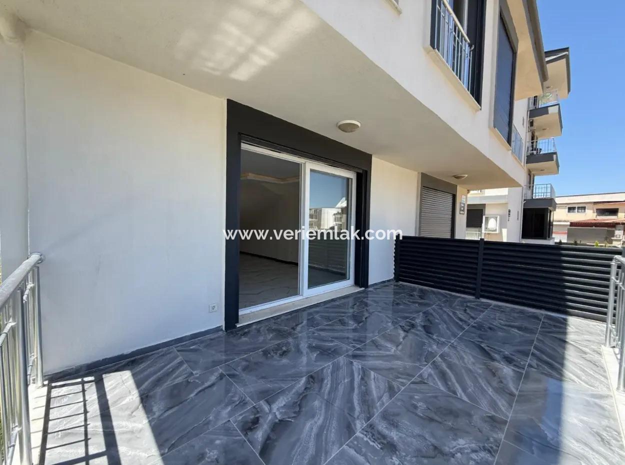 Modern And Comfortable Villa In Seferihisar Camikebir