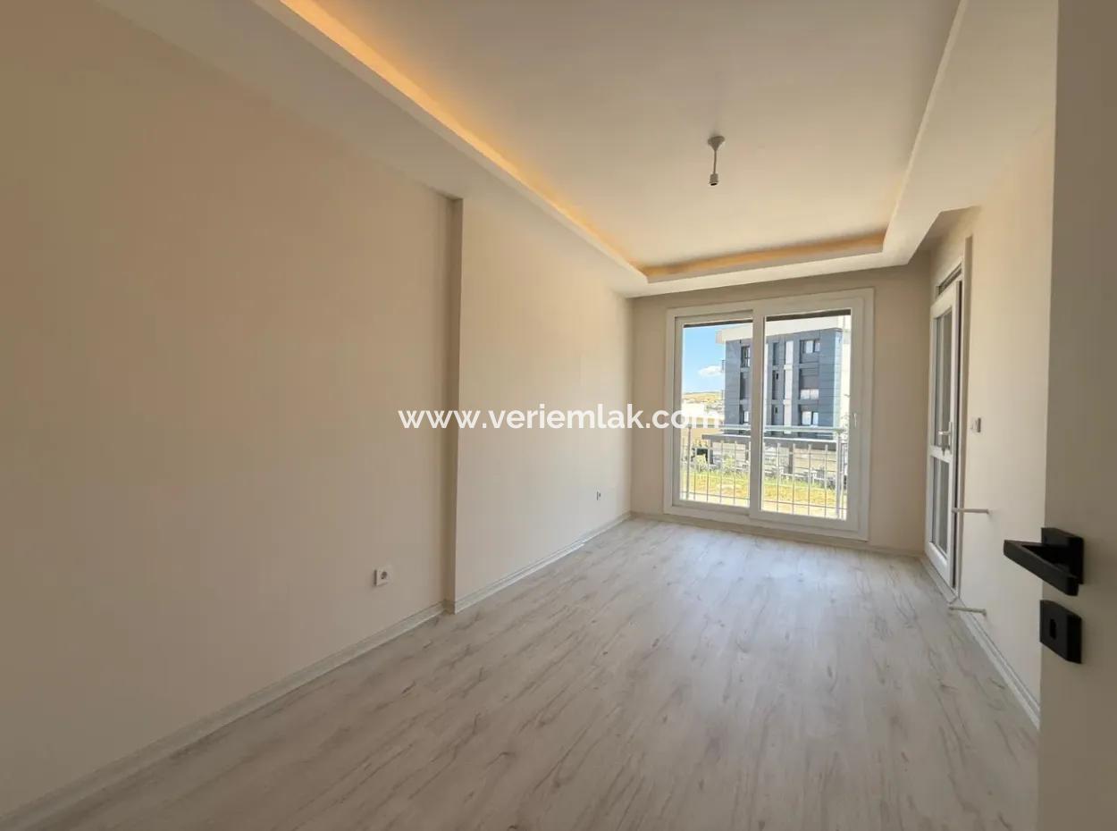 Modern And Comfortable Villa In Seferihisar Camikebir