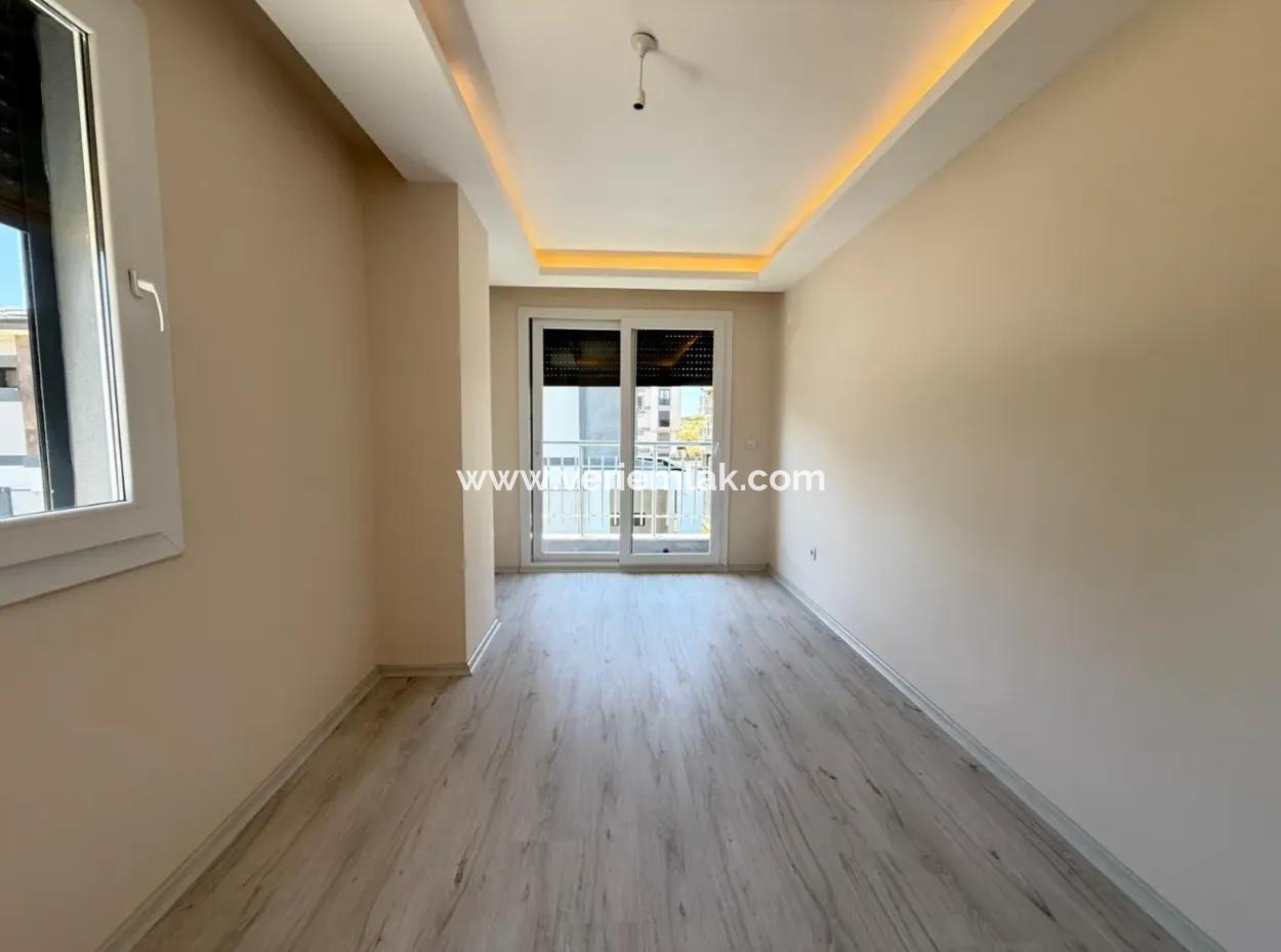 Modern And Comfortable Villa In Seferihisar Camikebir