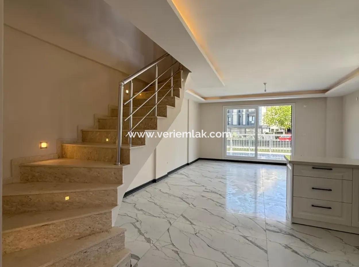 Modern And Comfortable Villa In Seferihisar Camikebir