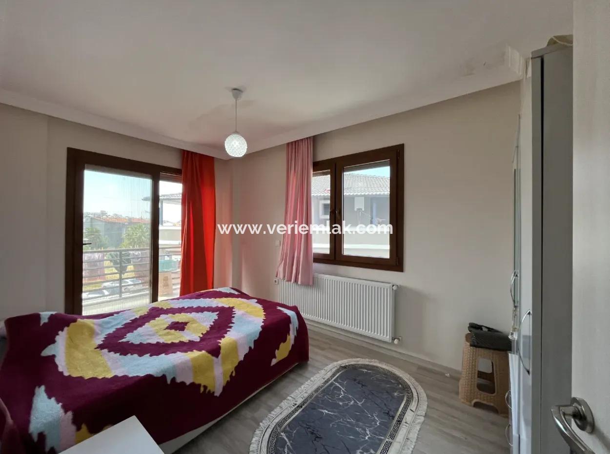Villa In Seferihisar Akarca, Close To The Sea, Offering A Large And Pleasant Living Space With A Detached Taste