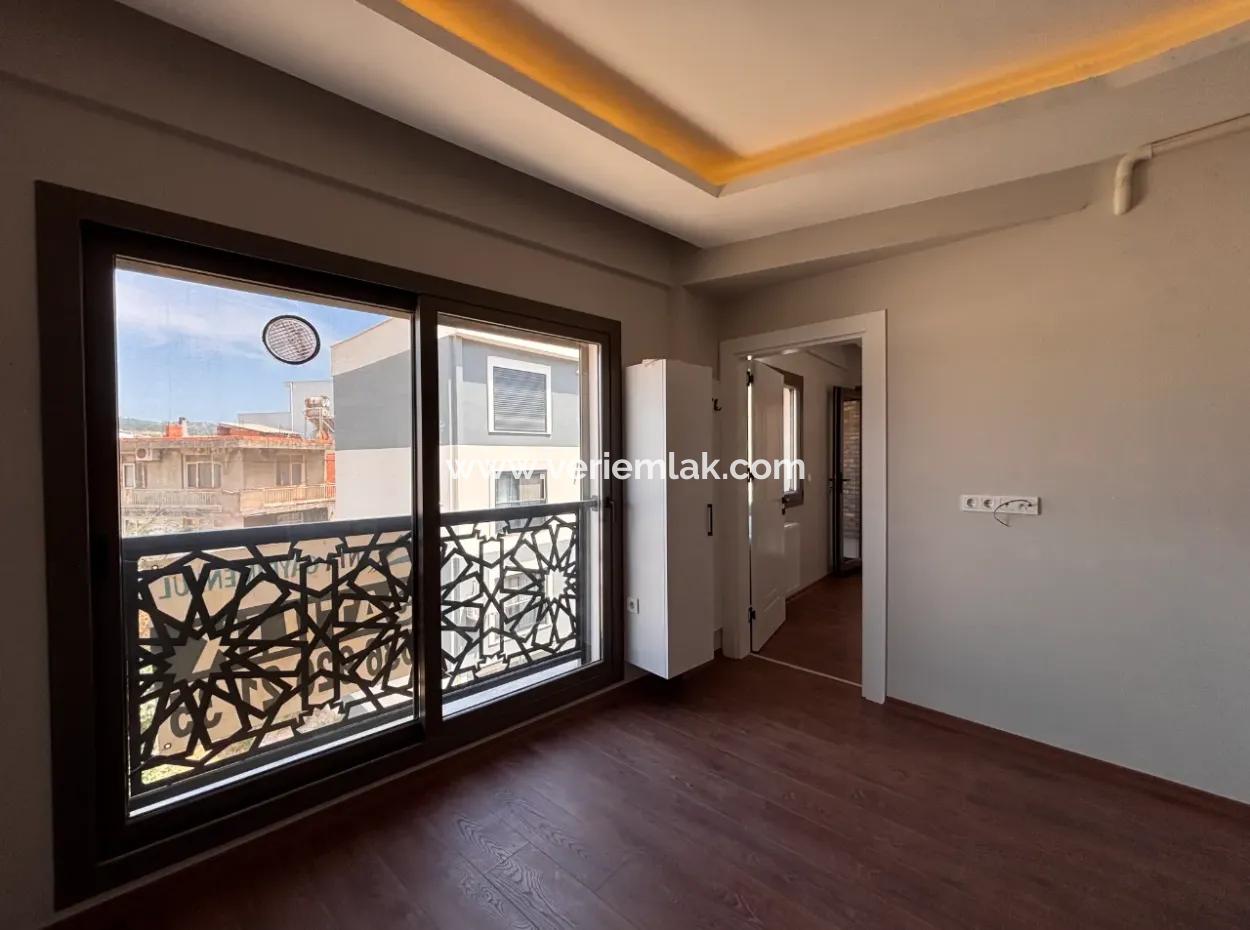 Pleasant Living Space Designed With Modern Details In The City Center!